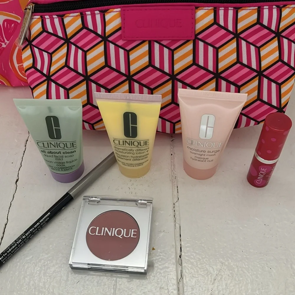 Clinique 8 piece all new